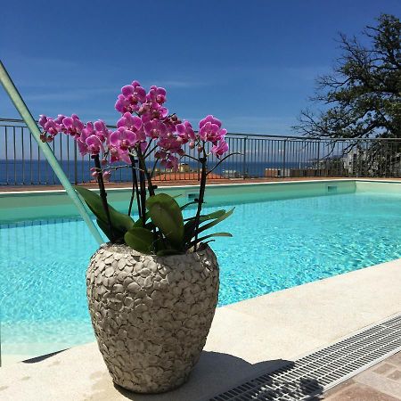 Hotel Mediterraneo กาวีดีลาวานญา ภายนอก รูปภาพ